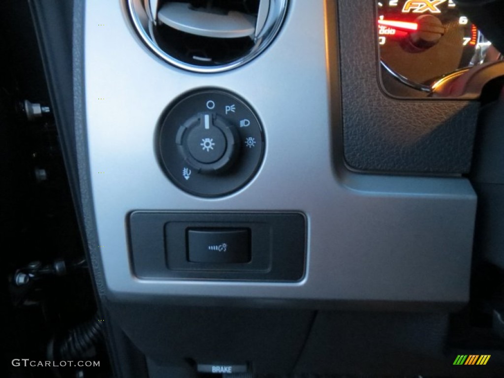 2014 Ford F150 FX4 SuperCrew 4x4 Controls Photo #88491411