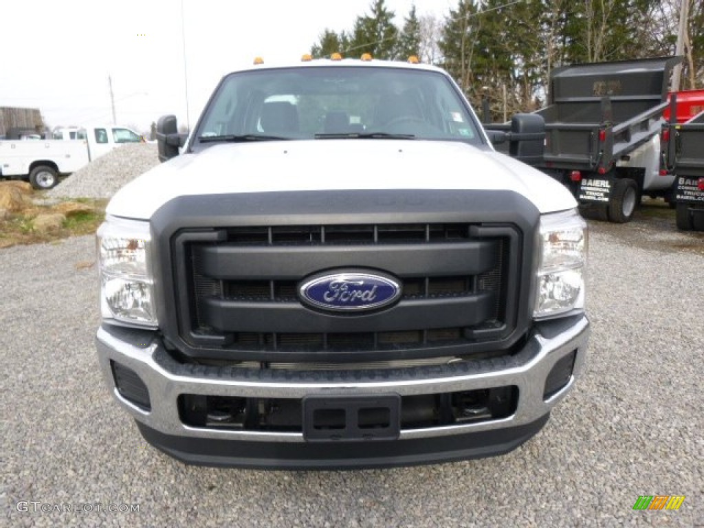 2014 F350 Super Duty XL Crew Cab 4x4 Dually - Oxford White / Steel photo #3