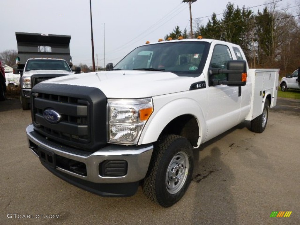 2014 F350 Super Duty XL SuperCab 4x4 Utility Truck - Oxford White / Steel photo #4