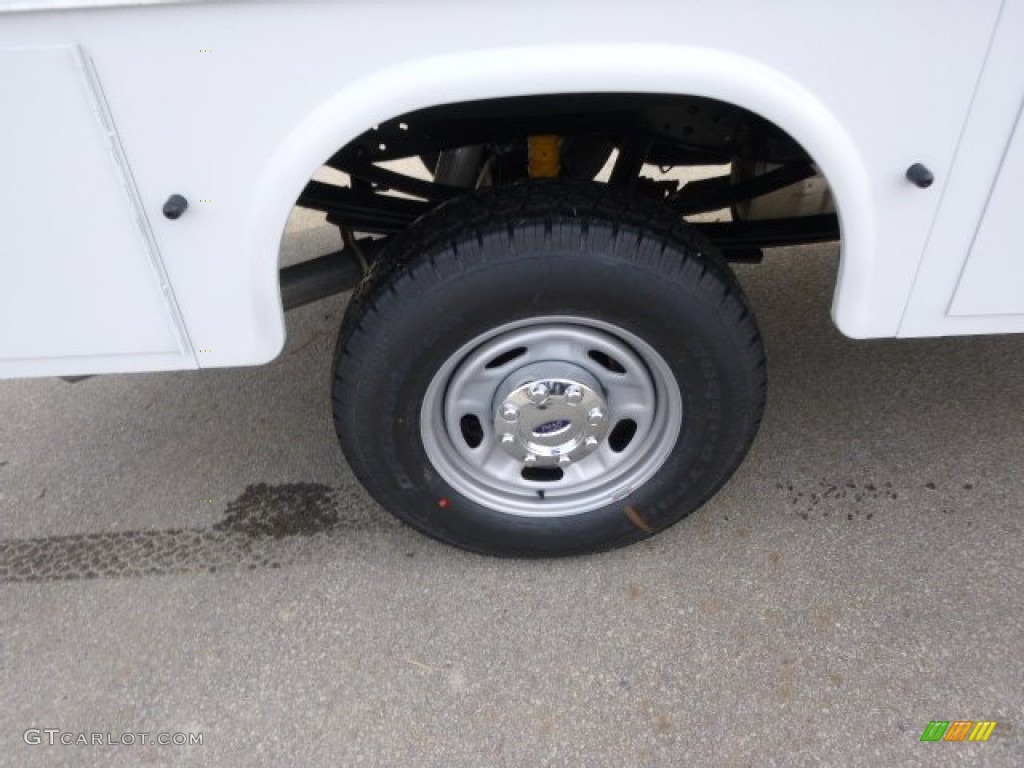 2014 F350 Super Duty XL SuperCab 4x4 Utility Truck - Oxford White / Steel photo #9