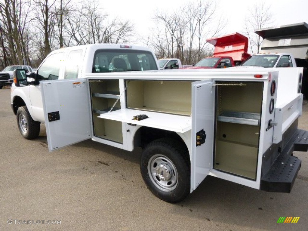 2014 F350 Super Duty XL SuperCab 4x4 Utility Truck - Oxford White / Steel photo #11