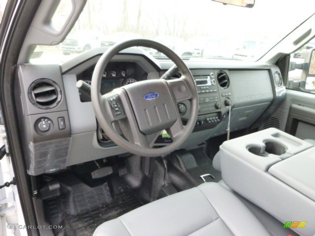 2014 F350 Super Duty XL SuperCab 4x4 Utility Truck - Oxford White / Steel photo #14