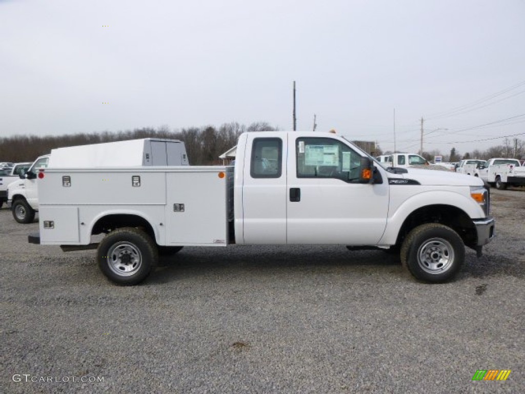2014 F350 Super Duty XL SuperCab 4x4 Utility Truck - Oxford White / Steel photo #1