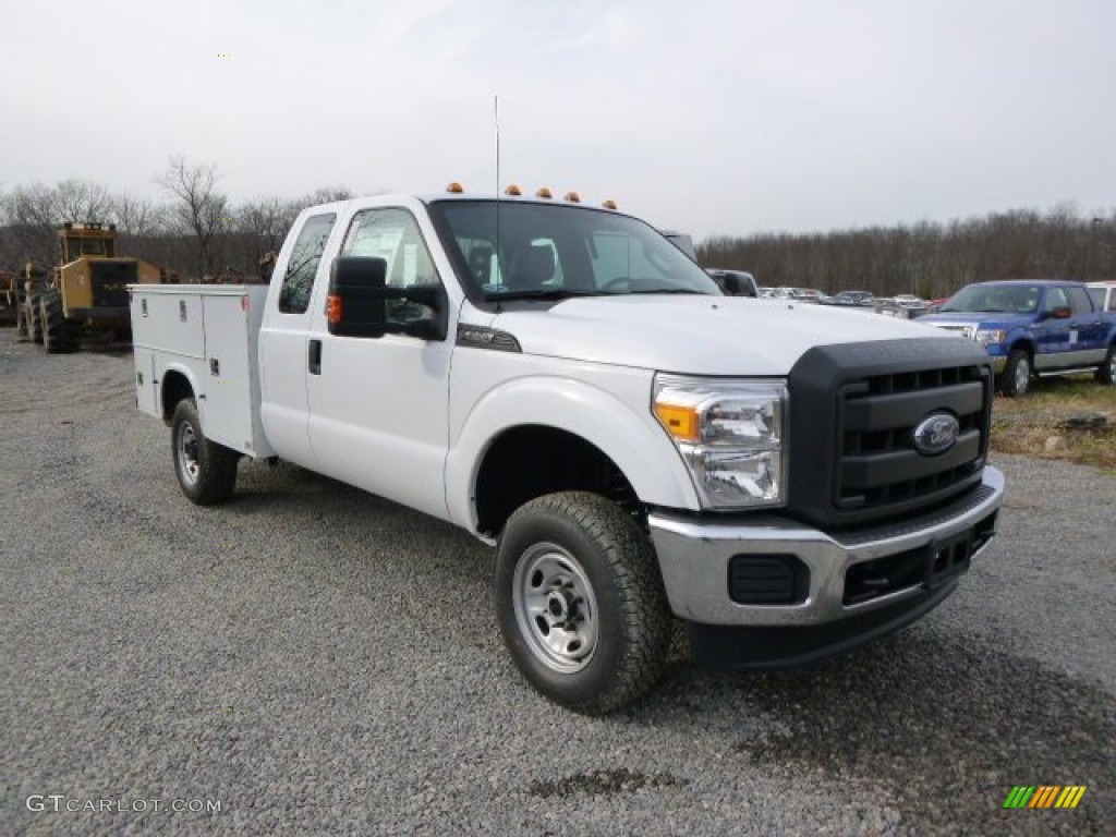 2014 F350 Super Duty XL SuperCab 4x4 Utility Truck - Oxford White / Steel photo #2