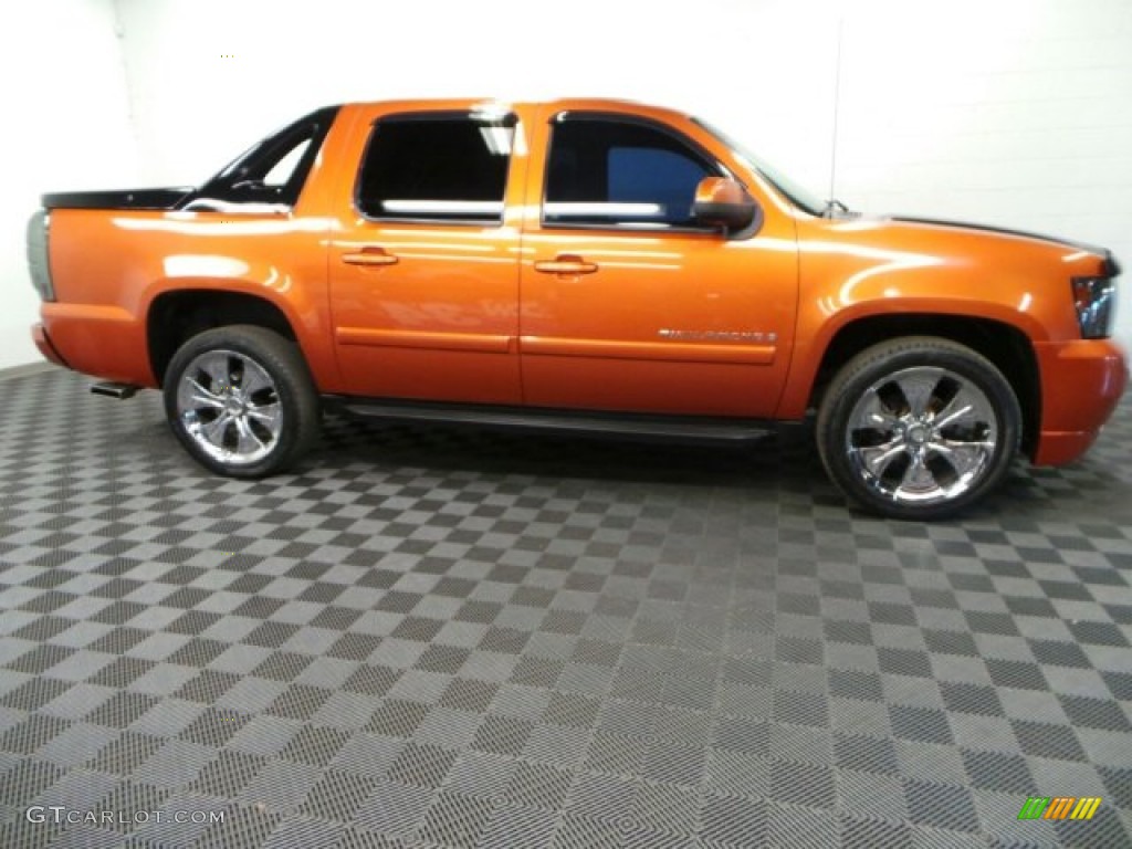 2007 Avalanche LT 4WD - Sunburst Orange Metallic / Ebony/Light Cashmere photo #3