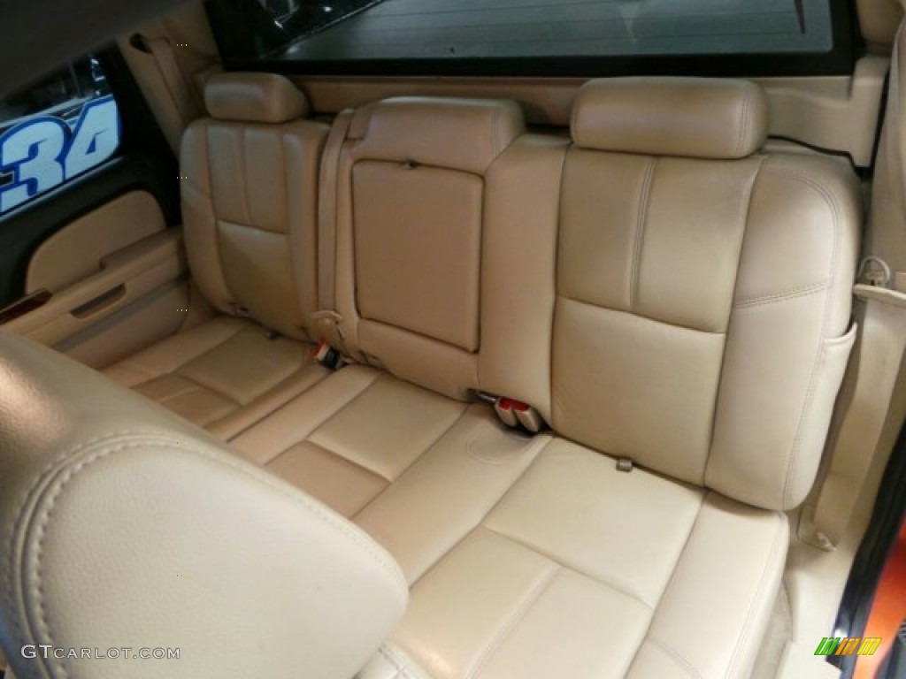 2007 Avalanche LT 4WD - Sunburst Orange Metallic / Ebony/Light Cashmere photo #8