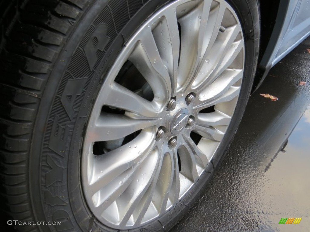 2014 Chrysler 200 Limited Convertible Wheel Photo #88497687