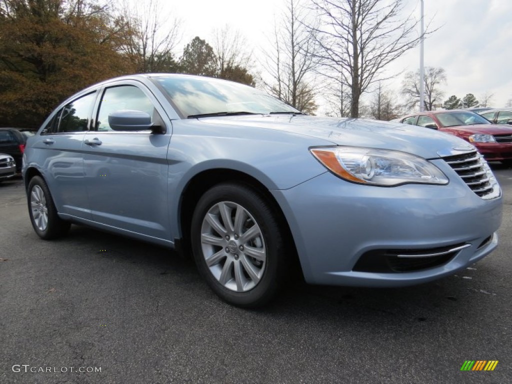 2014 200 Touring Sedan - Crystal Blue Pearl / Black photo #4