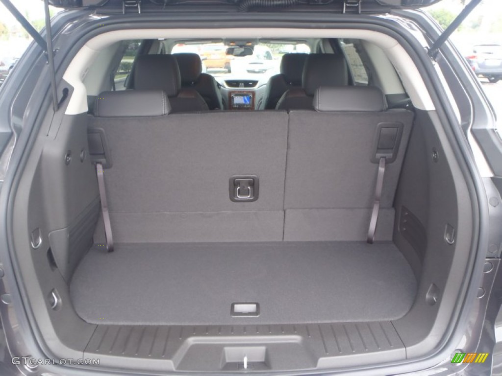 2014 Chevrolet Traverse LTZ Trunk Photos