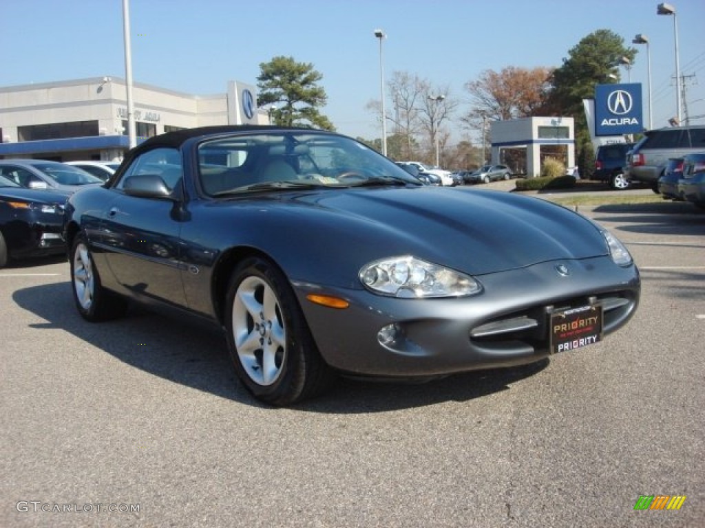 2000 XK XK8 Convertible - Titanium Pearl / Oatmeal photo #9