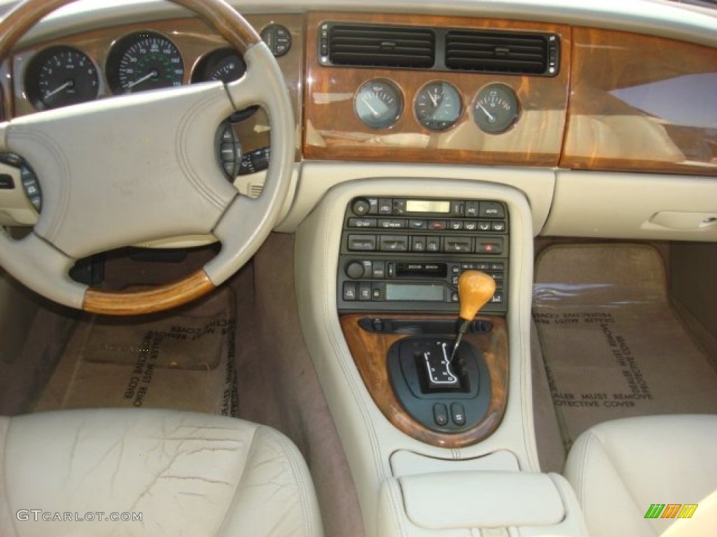 2000 Jaguar XK XK8 Convertible Dashboard Photos