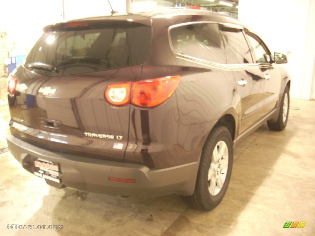 2009 Traverse LT AWD - Dark Cherry Metallic / Cashmere/Dark Gray photo #4