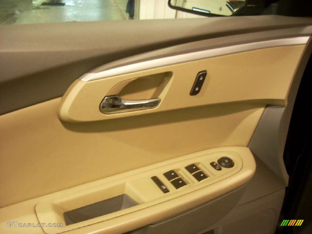 2009 Traverse LT AWD - Dark Cherry Metallic / Cashmere/Dark Gray photo #6