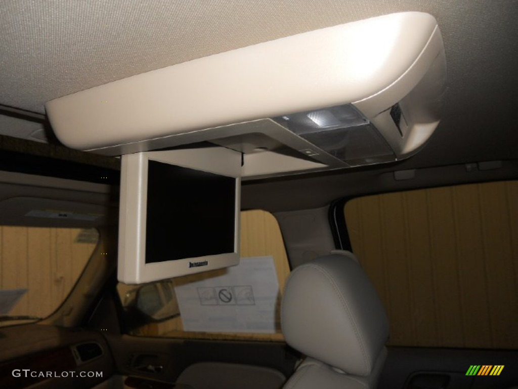 2014 Tahoe LTZ 4x4 - White Diamond Tricoat / Light Titanium/Dark Titanium photo #6