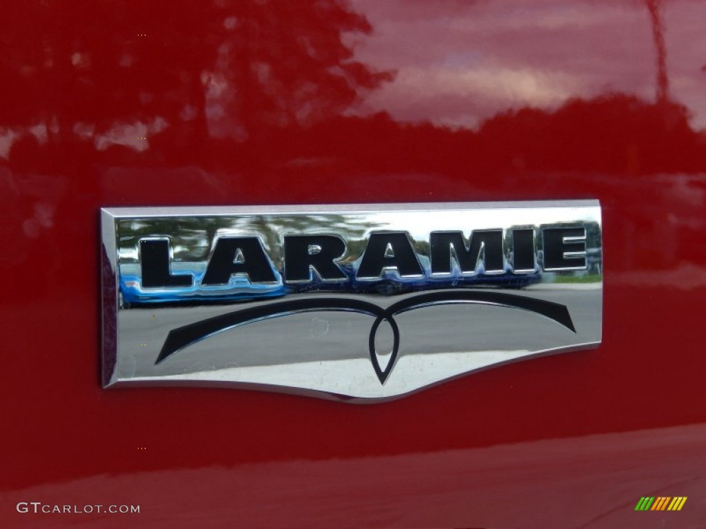 2010 Ram 1500 Laramie Crew Cab - Inferno Red Crystal Pearl / Light Pebble Beige/Bark Brown photo #9