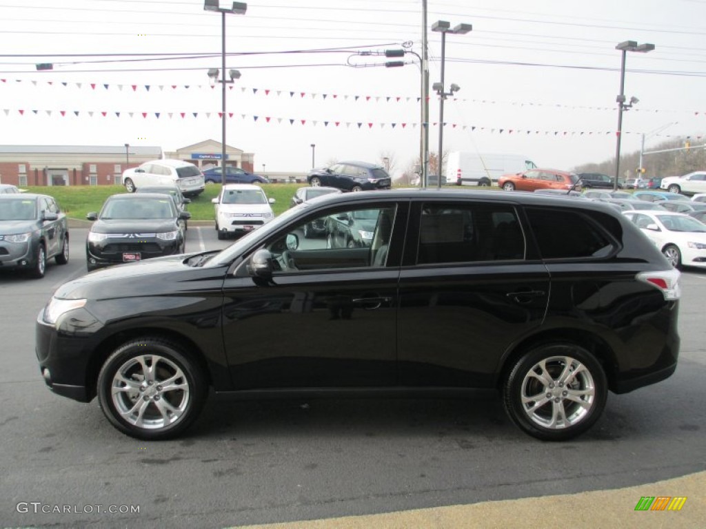 Labrador Black Pearl 2014 Mitsubishi Outlander SE Exterior Photo #88507785