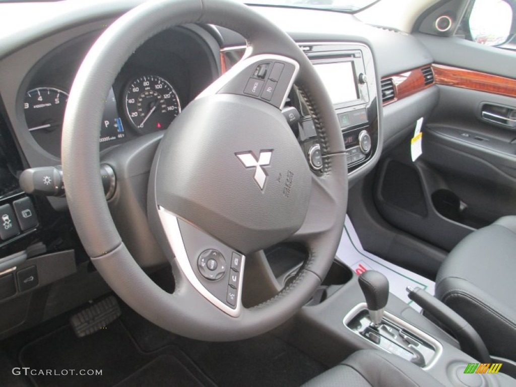 2014 Mitsubishi Outlander SE Steering Wheel Photos
