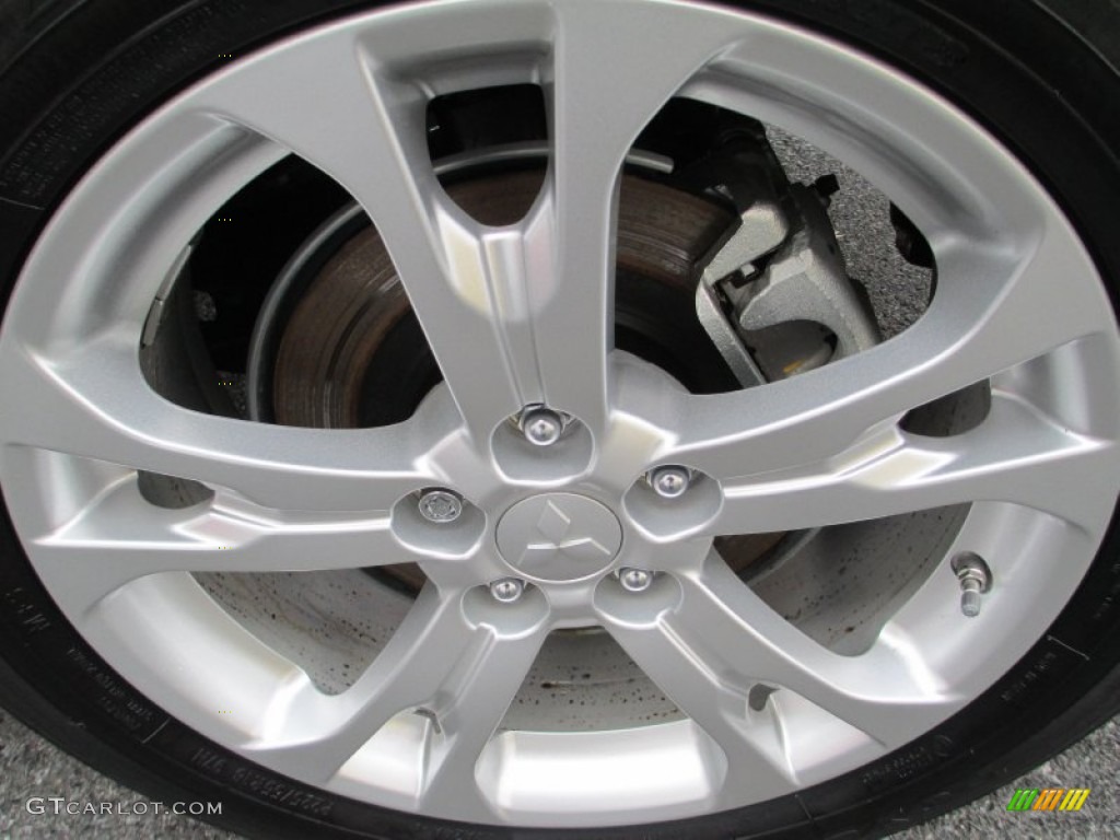 2014 Mitsubishi Outlander SE Wheel Photo #88508527