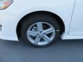 Super White - Camry SE Photo No. 12