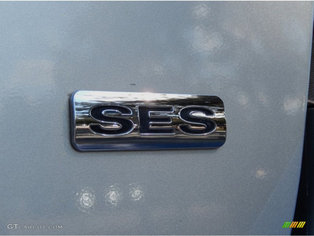 2011 Focus SES Sedan - Ingot Silver Metallic / Medium Stone photo #10