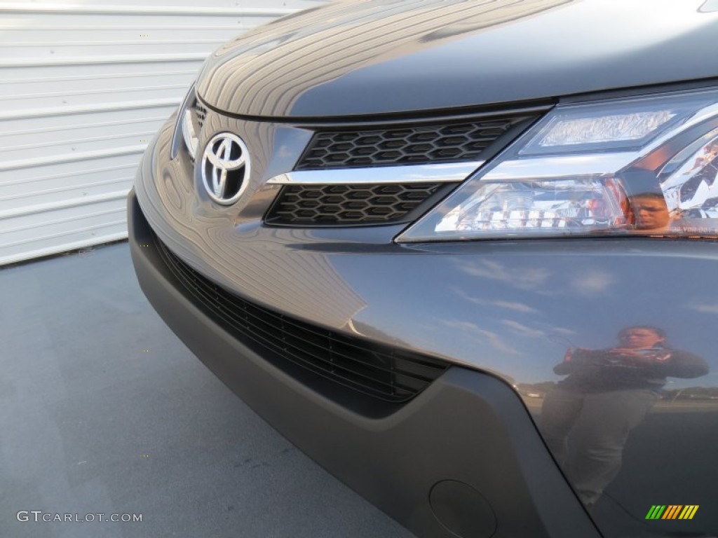 2013 RAV4 LE AWD - Magnetic Gray Metallic / Ash photo #10