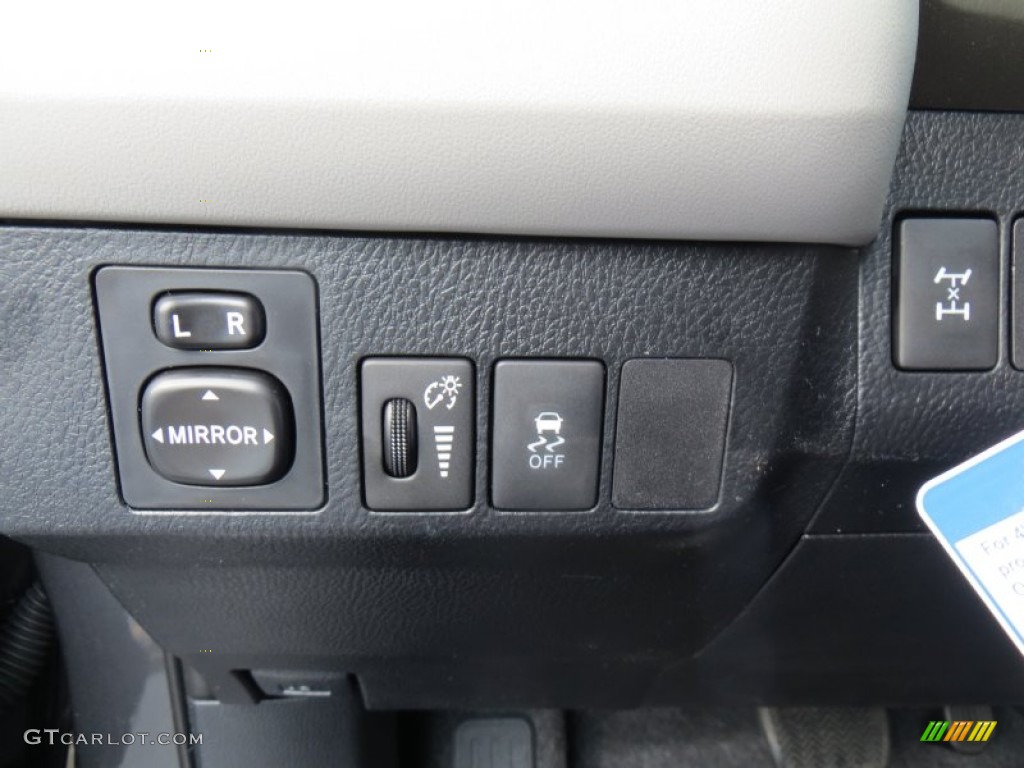 2013 RAV4 LE AWD - Magnetic Gray Metallic / Ash photo #32