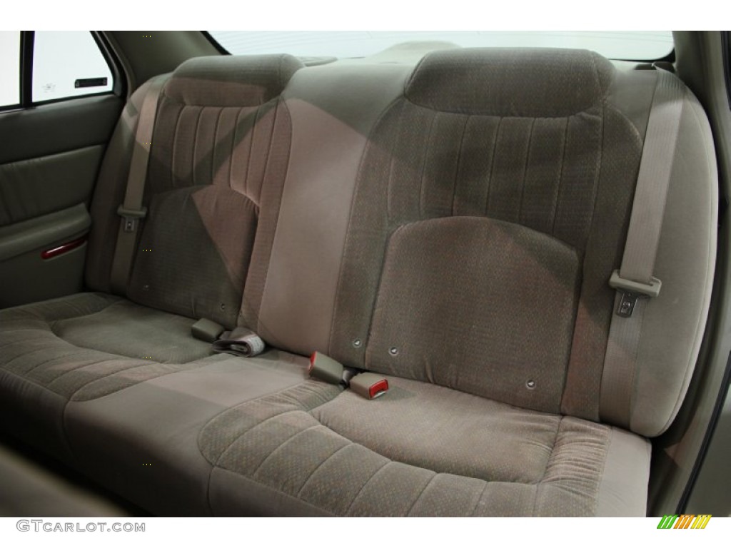 2002 Century Custom - Light Sandrift Metallic / Taupe photo #12