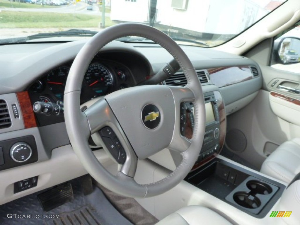 2012 Chevrolet Tahoe LT 4x4 Dashboard Photos