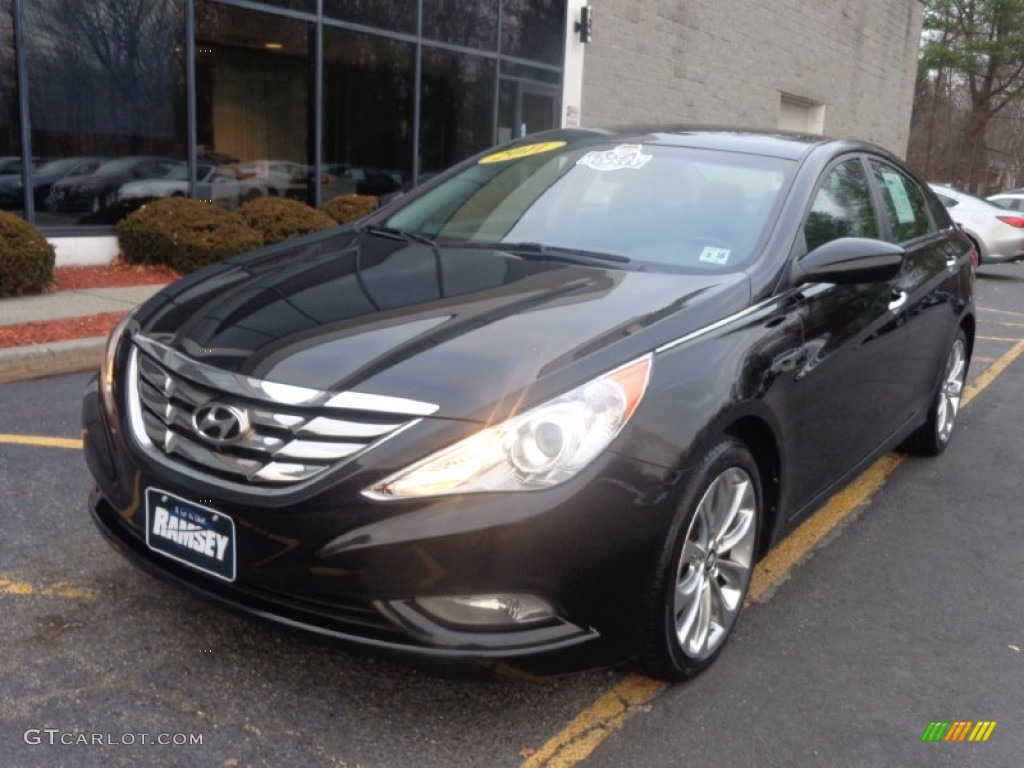 2011 Sonata SE - Midnight Black / Gray photo #1