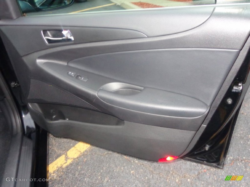 2011 Sonata SE - Midnight Black / Gray photo #9