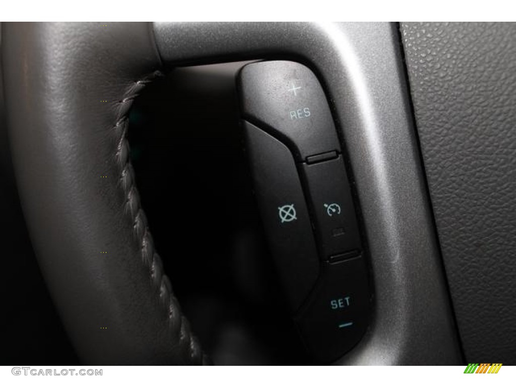 2010 Chevrolet Traverse LT AWD Controls Photo #88519791