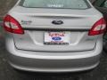 Ingot Silver - Fiesta SE Sedan Photo No. 3