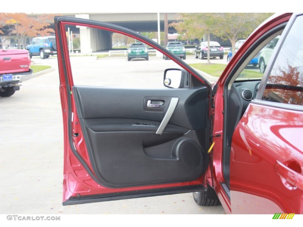 2008 Rogue SL - Venom Red Pearl / Black/Red photo #9