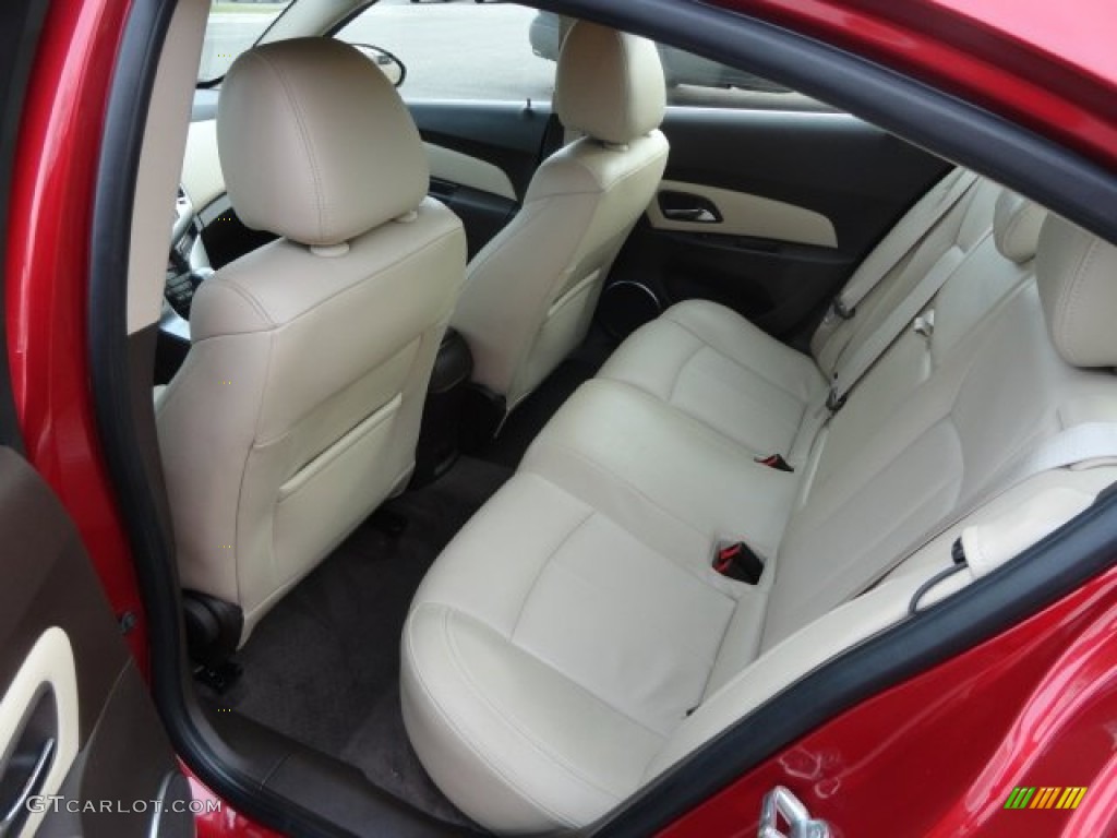 2011 Chevrolet Cruze LTZ Rear Seat Photos