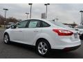 2014 Oxford White Ford Focus SE Sedan  photo #26