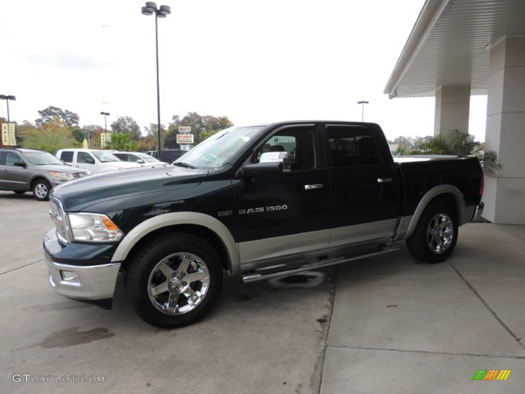 2011 Ram 1500 Laramie Crew Cab - Hunter Green Pearl / Light Pebble Beige/Bark Brown photo #4