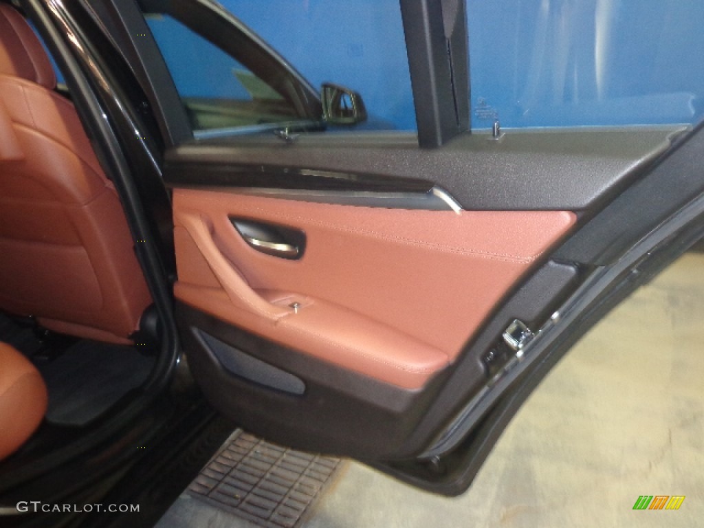 2011 5 Series 550i xDrive Sedan - Black Sapphire Metallic / Cinnamon Brown photo #27