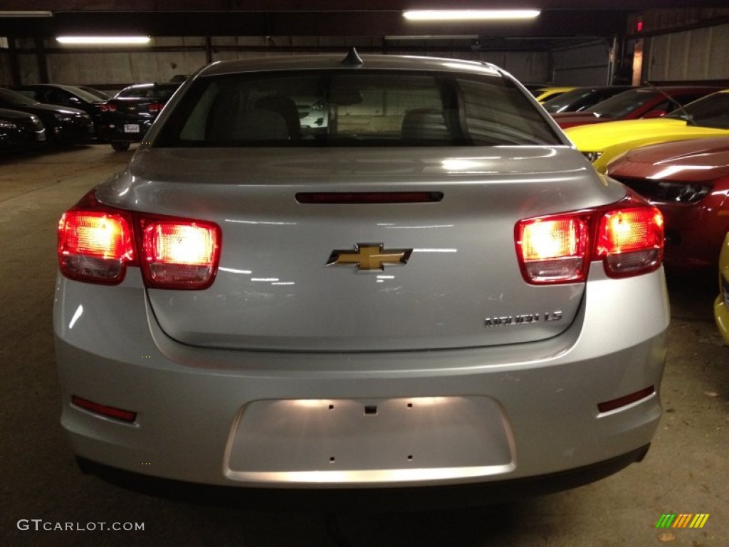 2014 Malibu LS - Silver Ice Metallic / Jet Black photo #5
