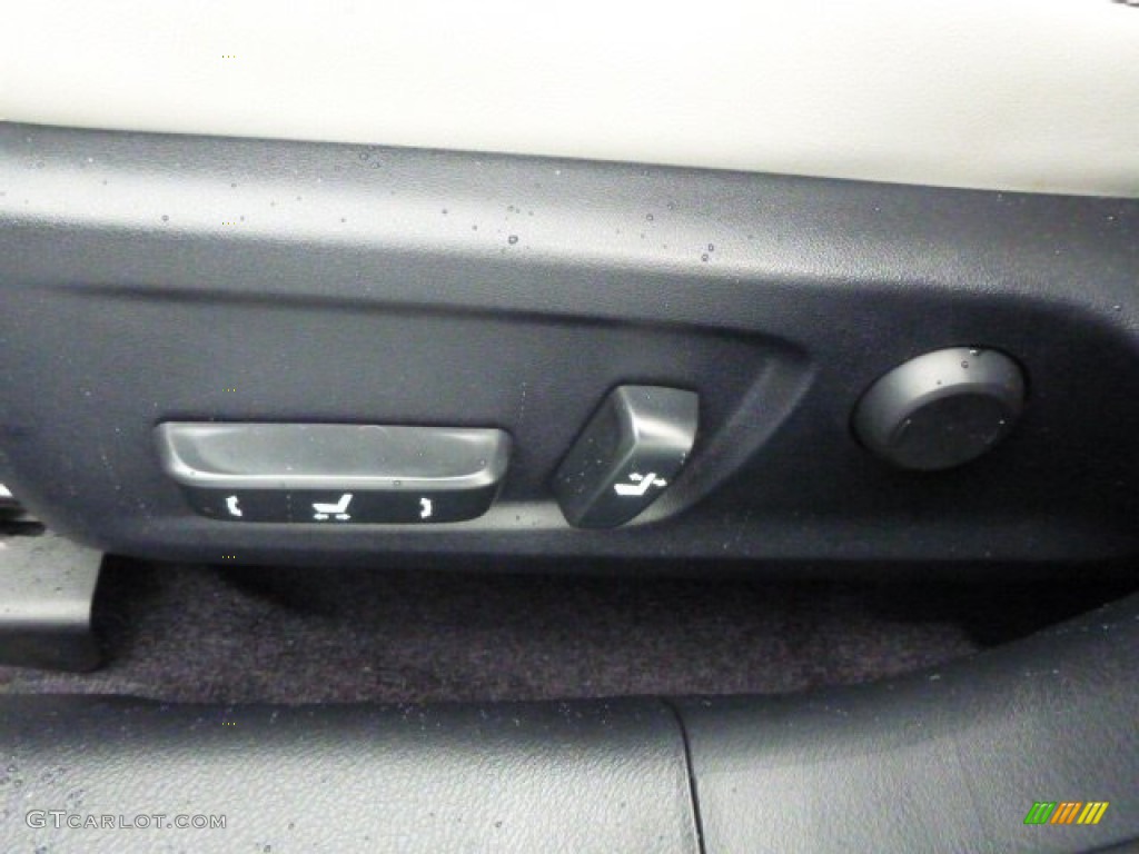 2014 IS 250 AWD - Silver Lining Metallic / Light Gray photo #14