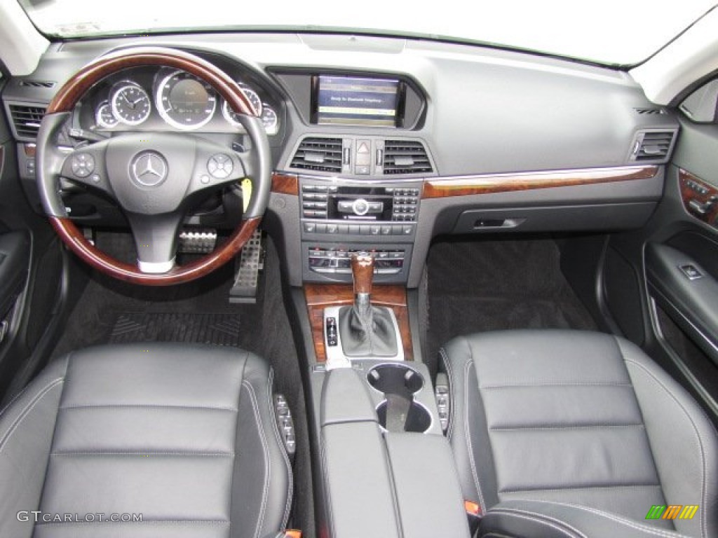 2011 Mercedes-Benz E 350 Cabriolet Black Dashboard Photo #88534326