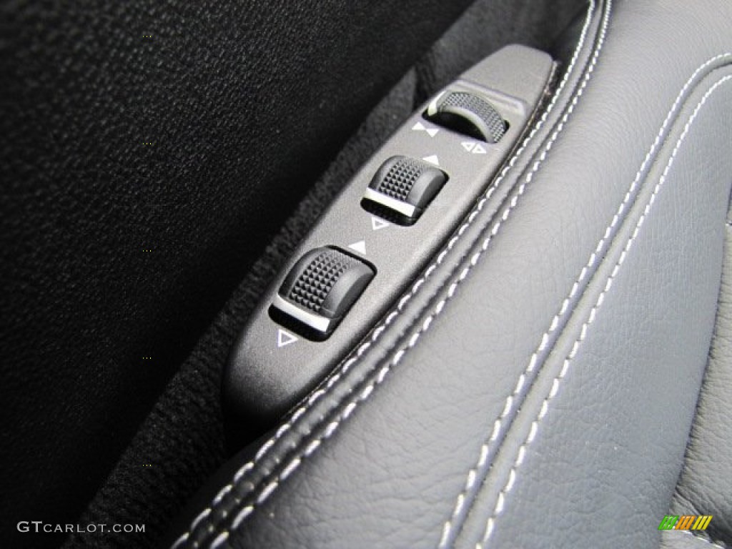 2011 Mercedes-Benz E 350 Cabriolet Controls Photo #88534817