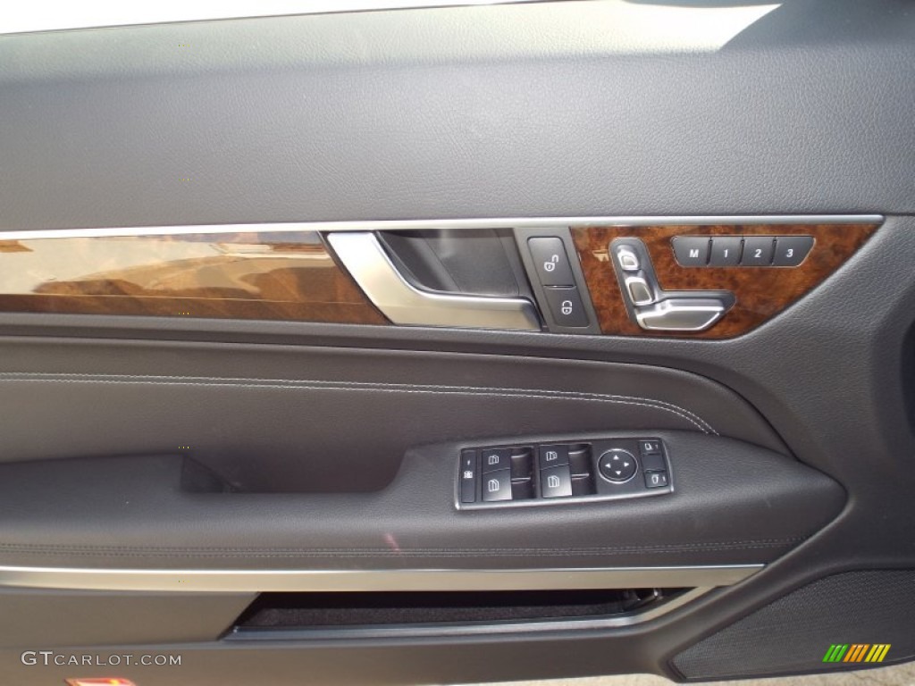 2014 E 550 Cabriolet - Black / Black photo #4