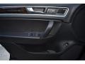 Black - Touareg TDI Executive 4XMotion Photo No. 13