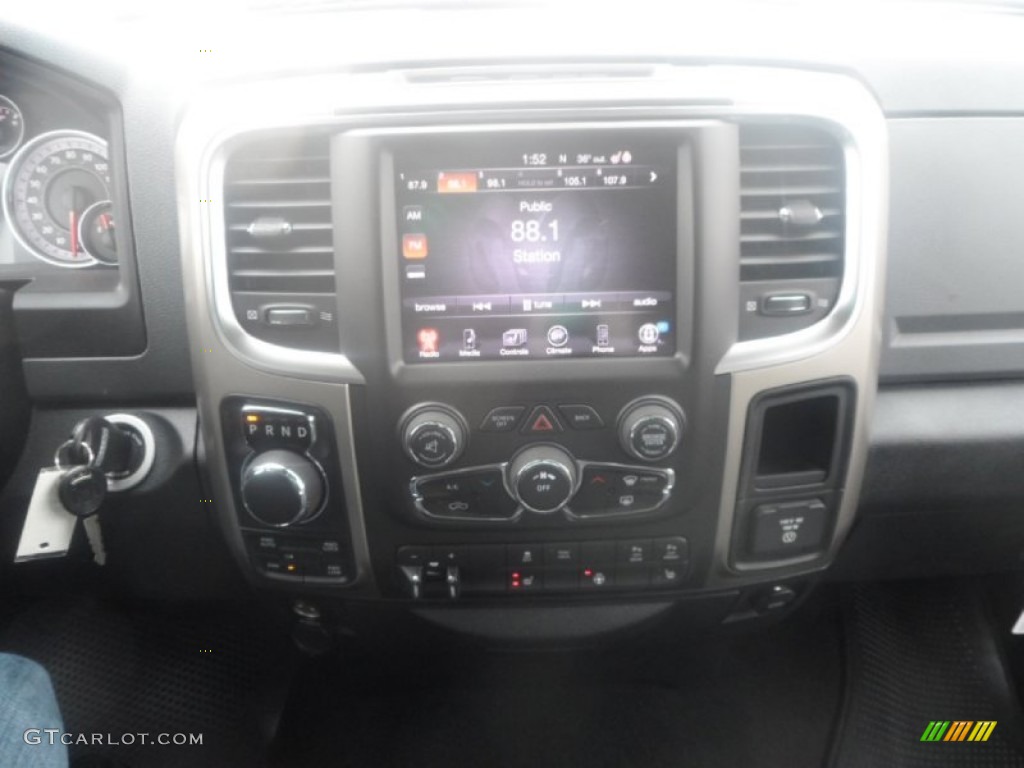 2014 1500 SLT Crew Cab 4x4 - Black / Black/Diesel Gray photo #12