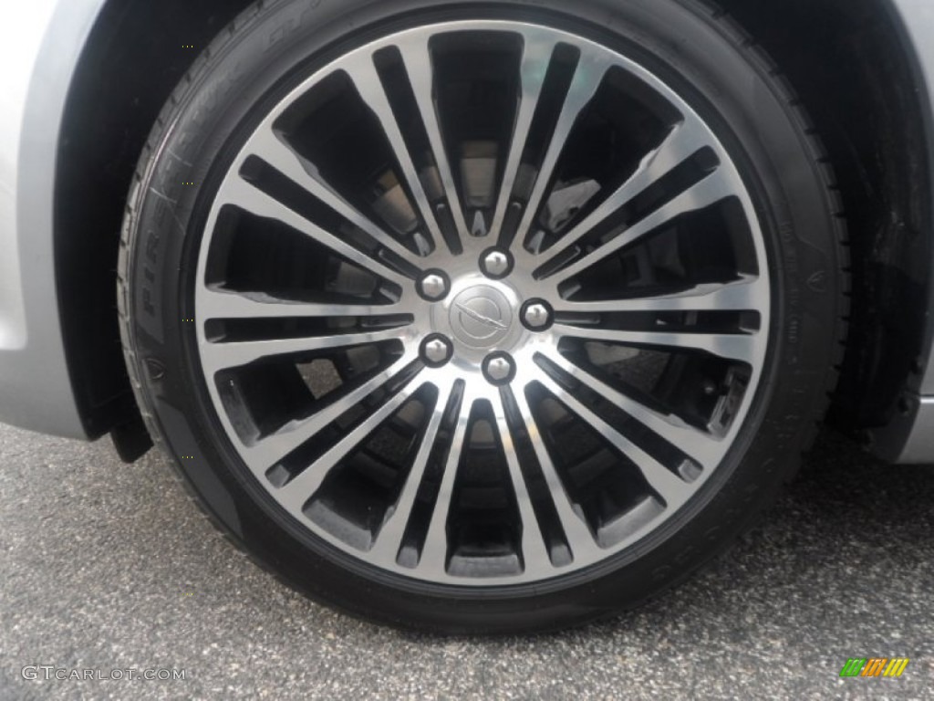 2014 Chrysler 300 S Wheel Photos