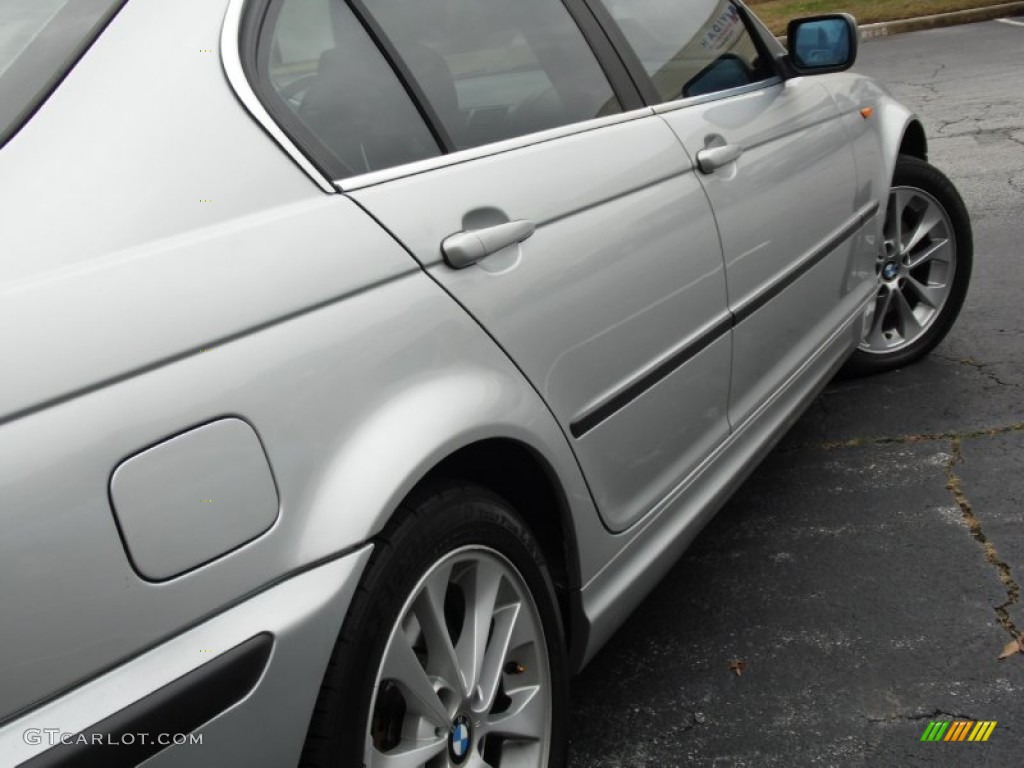 2003 3 Series 330xi Sedan - Titanium Silver Metallic / Black photo #11