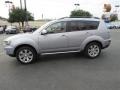 Cool Silver Metallic - Outlander SE Photo No. 4