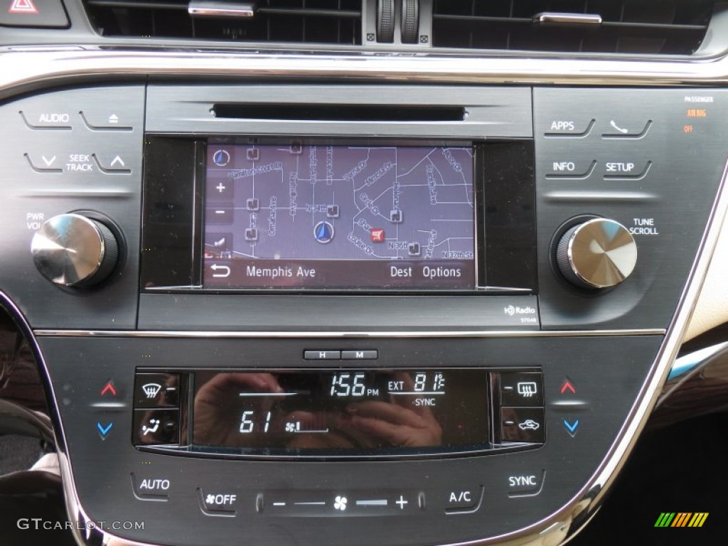 2014 Toyota Avalon XLE Premium Navigation Photos