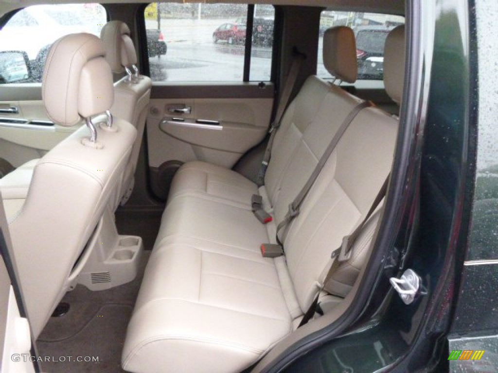 2010 Jeep Liberty Limited 4x4 Rear Seat Photo #88548368