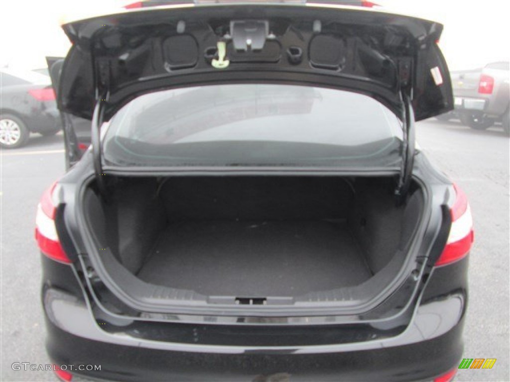 2012 Focus SE Sport Sedan - Black / Two-Tone Sport photo #11